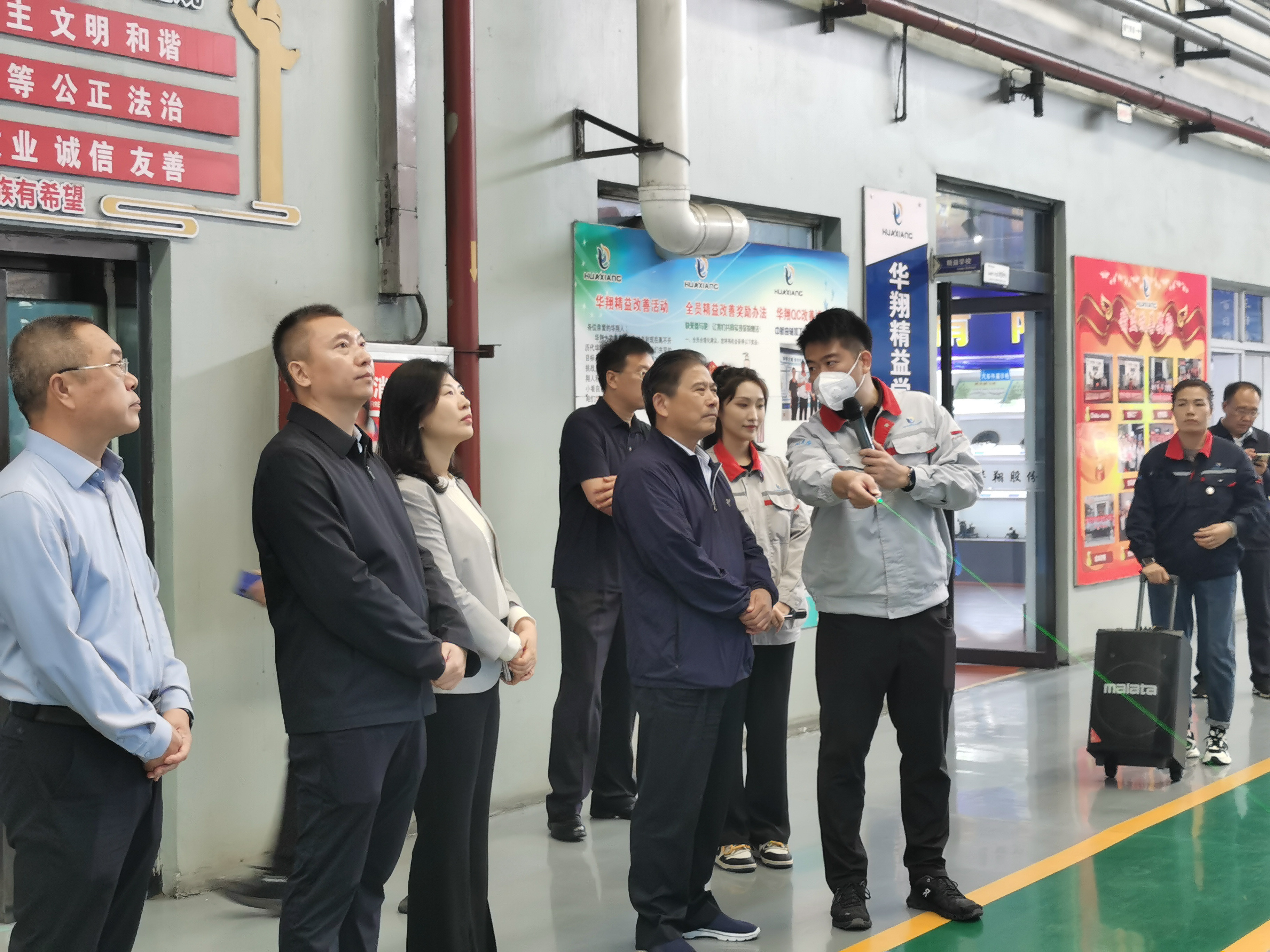 中国国际贸易促进委员会副会长张慎峰一行莅临尊时凯龙人生就博调研指导工作
